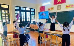 Giải pháp sáng tạo giúp học sinh lớp 1 mạnh dạn, tự tin trong giao tiếp thông qua các hoạt động...